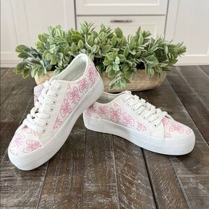 Sincerly Jules Cream Canvas Platform Sneakers with Pink Bow Embroidery